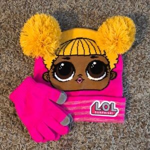 L.O.L hat & glove set NWOT